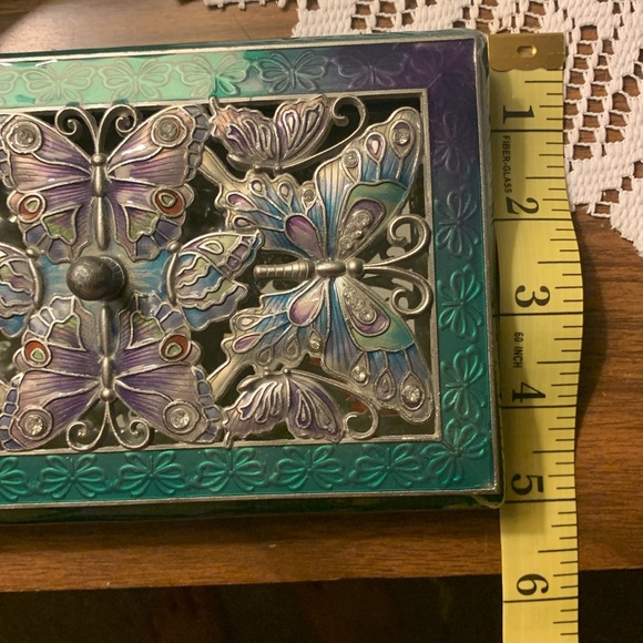 Metal enamel butterfly trinket jewelry box - Picture 2 of 5